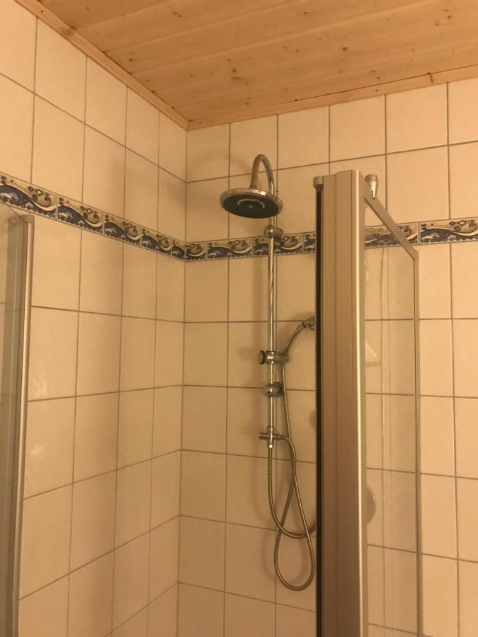 Ferienwohnung Am Gruenen Band Hellingen Esterno foto